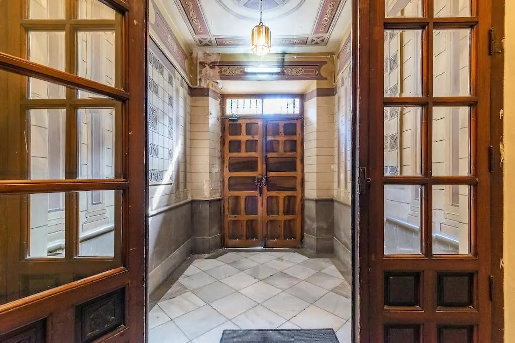 Emblematic Apartment In The Realejo Granada